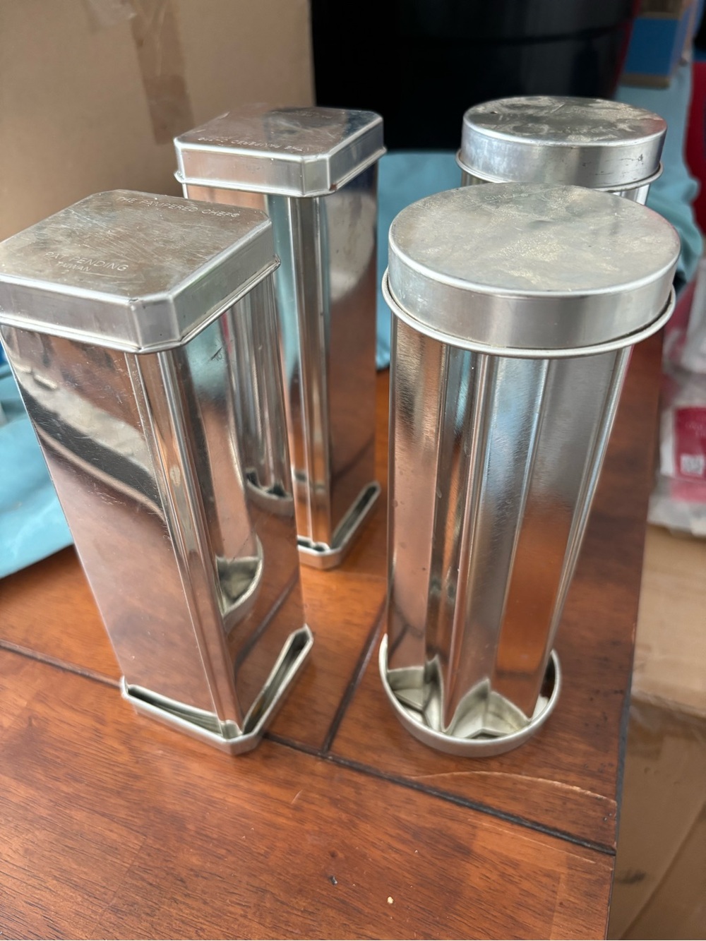 Pampered Chef’s bread form canisters set of 4